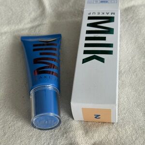 New Milk Hydro Grip Skin Tint Shade 2
